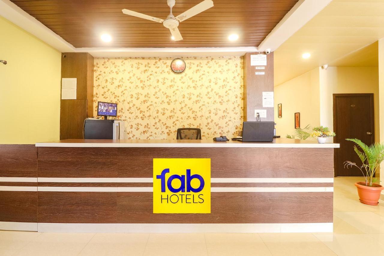 Fabexpress Airport Stay Inn - Nr Hyderabad International Airport, Shamshabad Kültér fotó
