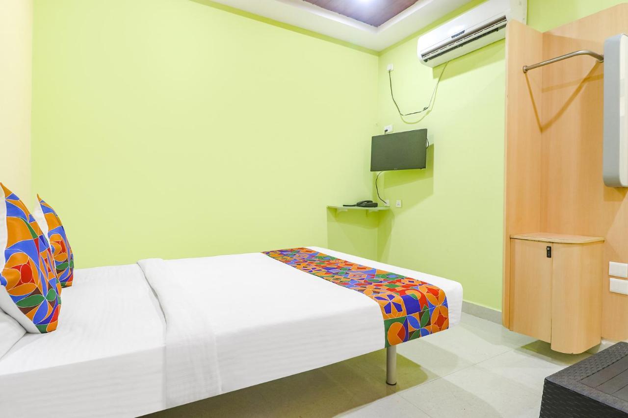 Fabexpress Airport Stay Inn - Nr Hyderabad International Airport, Shamshabad Kültér fotó