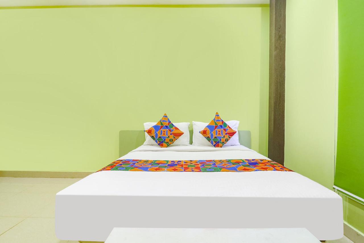 Fabexpress Airport Stay Inn - Nr Hyderabad International Airport, Shamshabad Kültér fotó