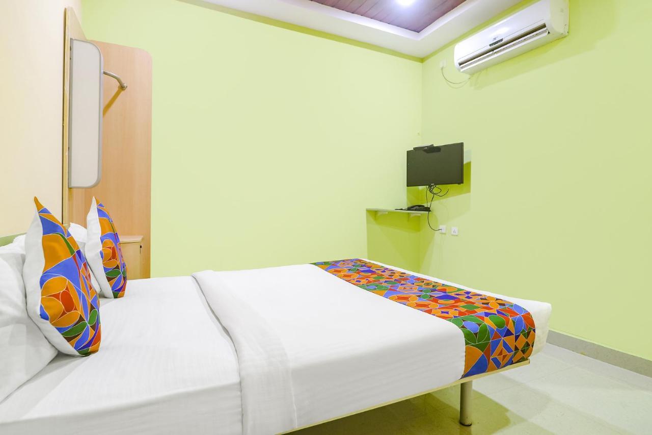 Fabexpress Airport Stay Inn - Nr Hyderabad International Airport, Shamshabad Kültér fotó