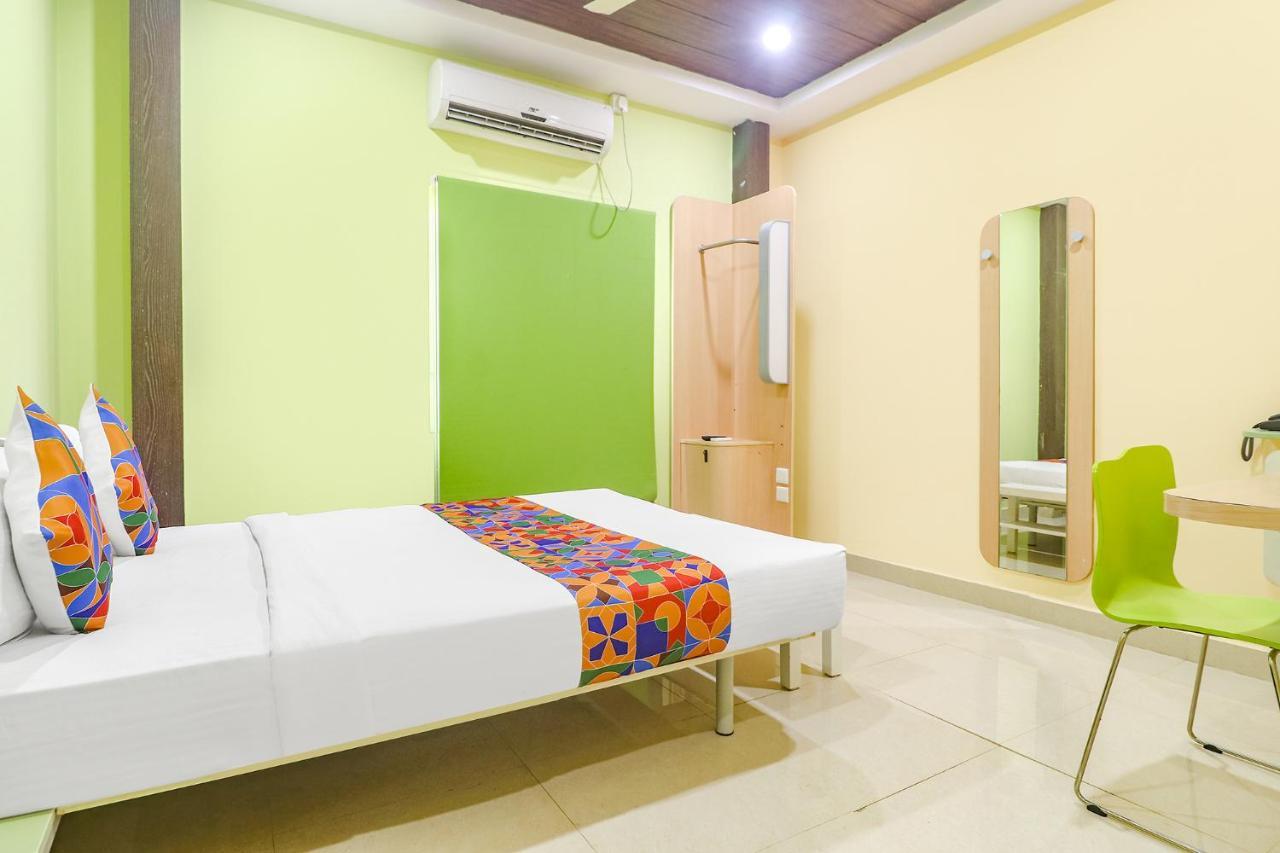Fabexpress Airport Stay Inn - Nr Hyderabad International Airport, Shamshabad Kültér fotó